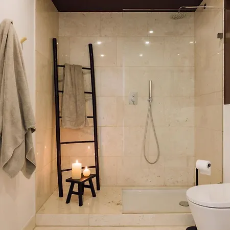 Apartman Nyiri - 2 Bedrooms In Principe Real