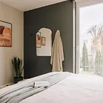 Nyiri - 2 Bedrooms In Principe Real Daire *